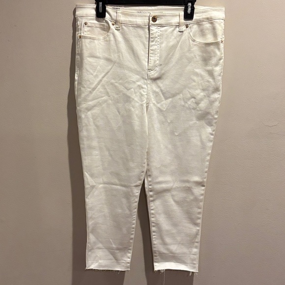 Women's Cropped White Jeans size 16/waist 33 inches - Picture 1 of 6